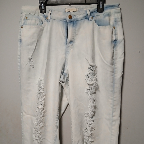 Nicki Minaj Ladies Light Blue Distressed Jeans. Size 13/14 - Picture 4 of 13